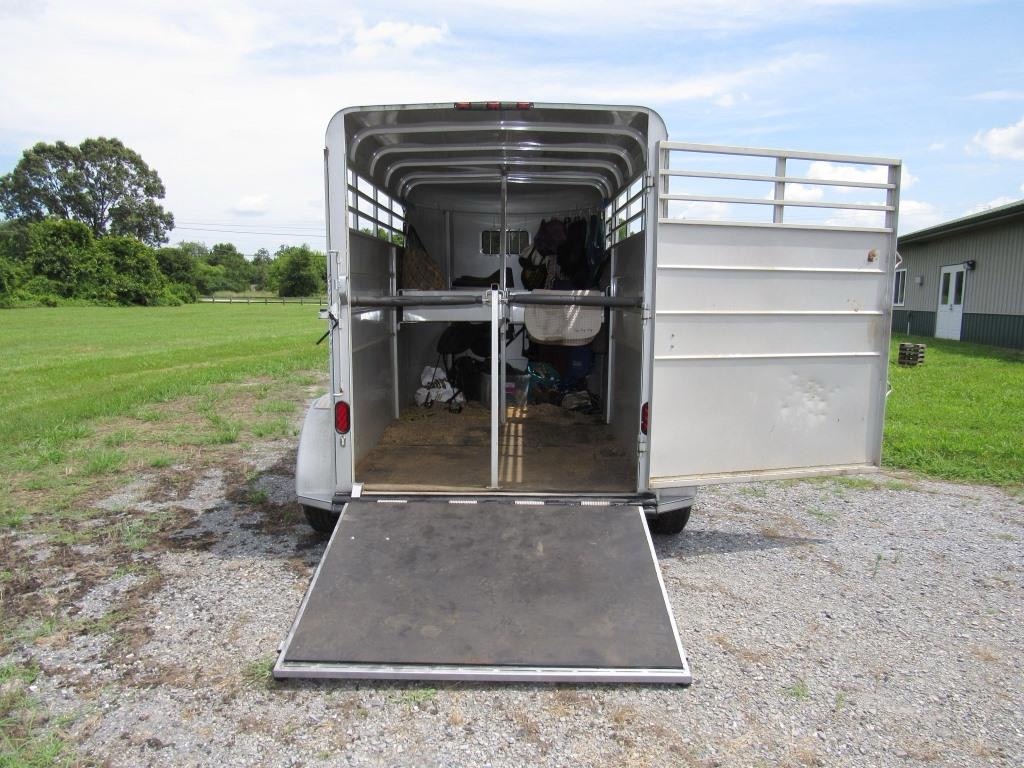 Trailer open