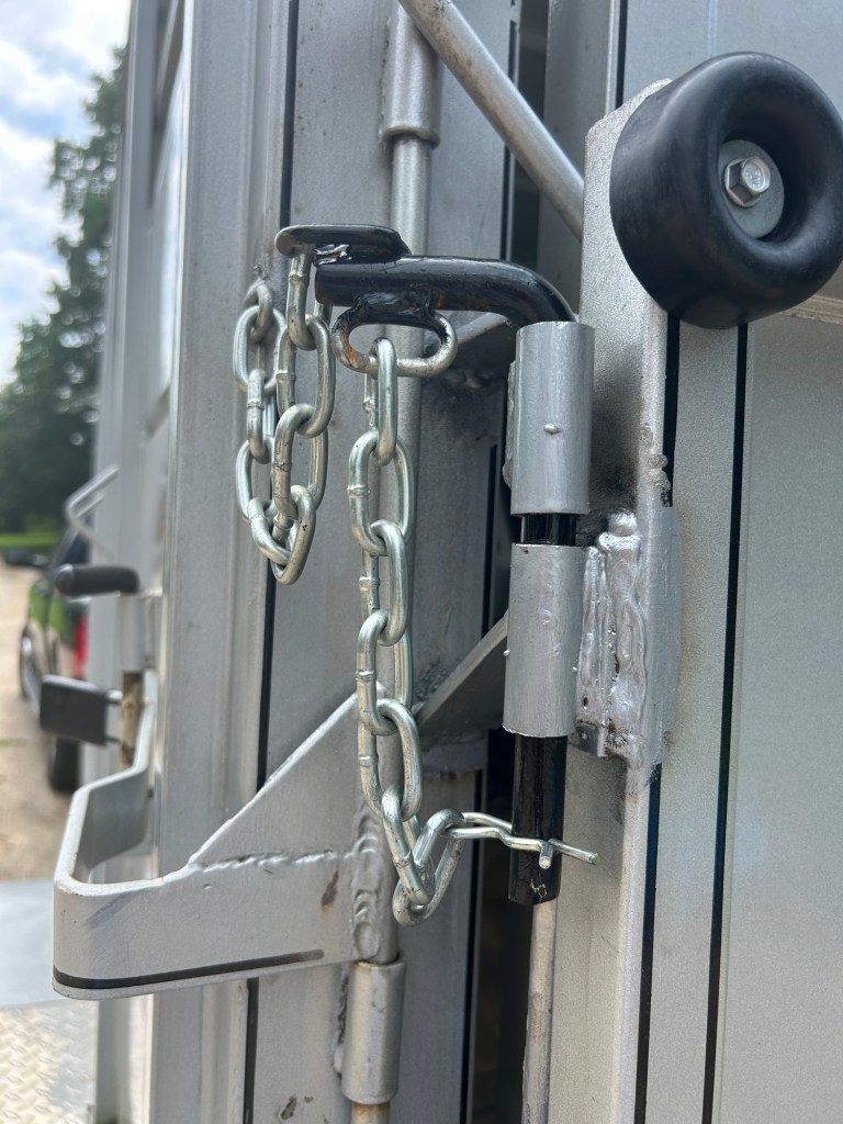 Ramp closure, left side